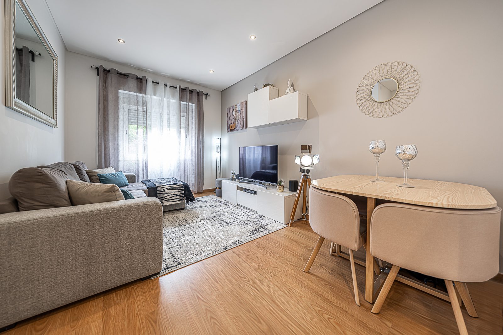 Apartamento | 2 Quartos | Varanda | Benfica – Lisboa