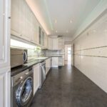 Apartamento | 3 Quartos | Varanda | Vista Mar | Estacionamento | Parque dos Poetas – Oeiras