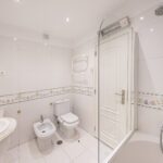 Apartamento | 3 Quartos | Varanda | Vista Mar | Estacionamento | Parque dos Poetas – Oeiras