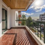 Apartamento | 3 Quartos | Varanda | Vista Mar | Estacionamento | Parque dos Poetas – Oeiras