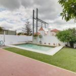 Moradia | 6 Quartos | Jardim | Piscina | Estacionamento | Parede – Cascais