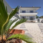 Moradia | 5 Quartos | Renovada | Jardim | Garagem | Alto Parede – Cascais