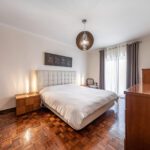 Moradia | 5 Quartos | Renovada | Jardim | Garagem | Alto Parede – Cascais