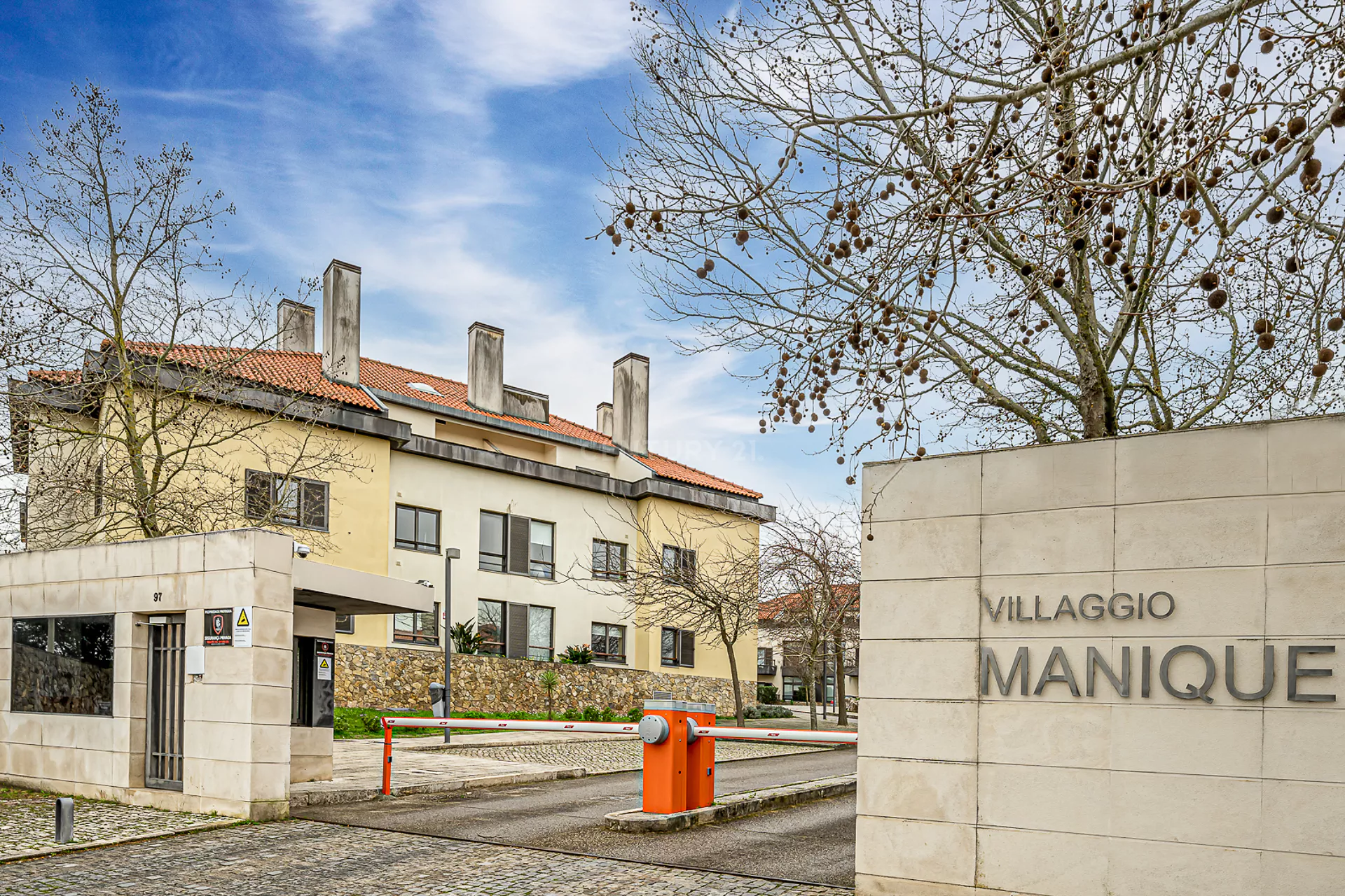 Apartamento | 2 Quartos | Garagem | Condominio Fechado | Manique – Cascais