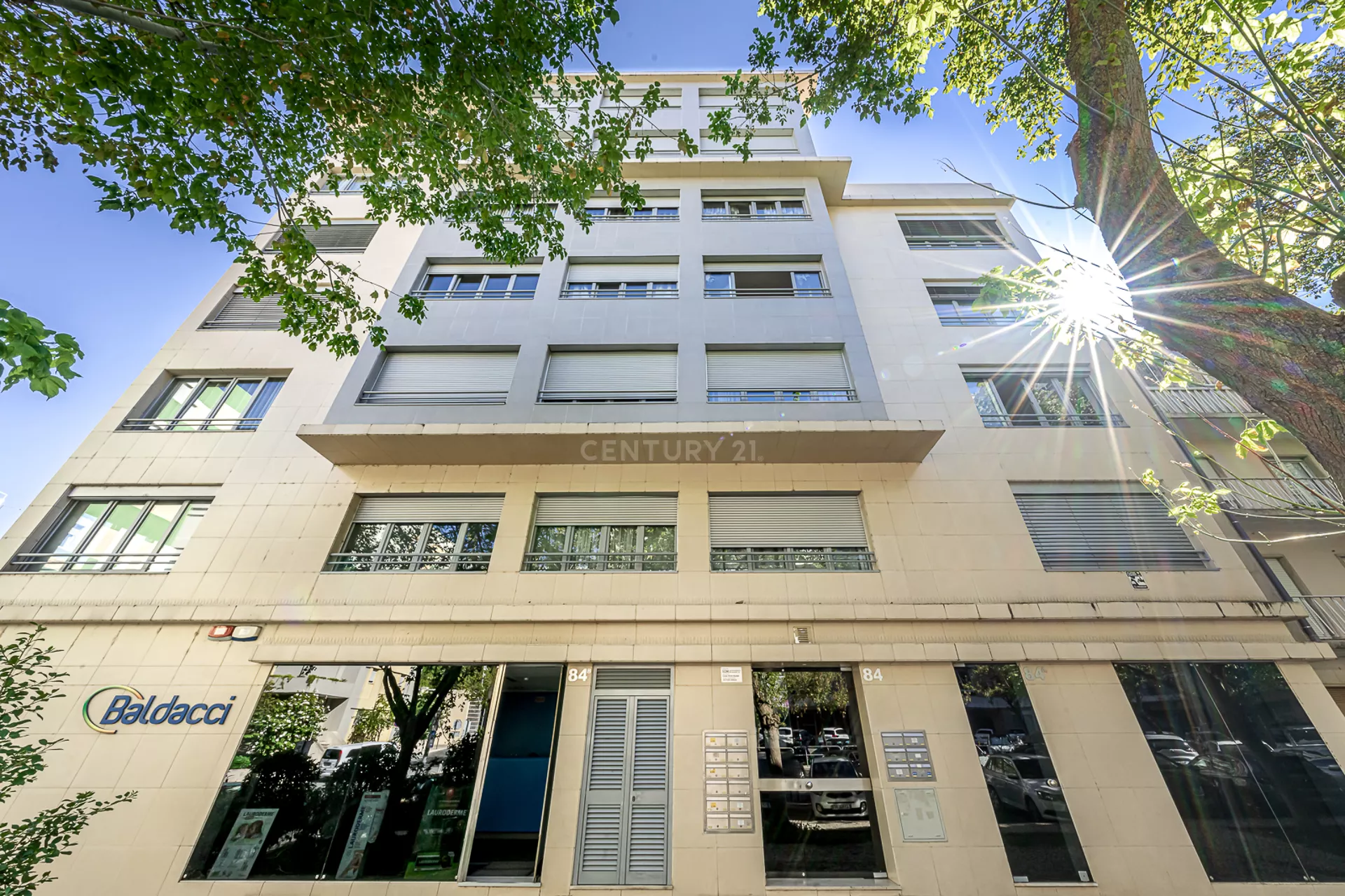 Apartamento | 3 Quartos | Garagem | Benfica – Lisboa