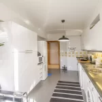 Apartamento | 2 Quartos | Garagem | Laranjeiras – Lisboa
