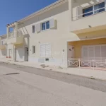 Moradia | 4 Quartos | Remodelada | Garagem | Meco – Sesimbra