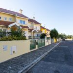 Moradia | 4 Quartos | Terraço | Garagem | Venda do Pinheiro – Mafra