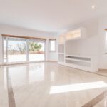 Apartamento | 2 Quartos | Terraço | Estacionamento | Ramada – Odivelas