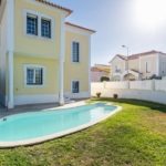 Moradia | Isolada | Piscina | Garagem