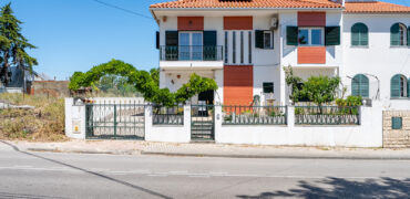 T4 | Geminada | Garagem | Barreiro TEST